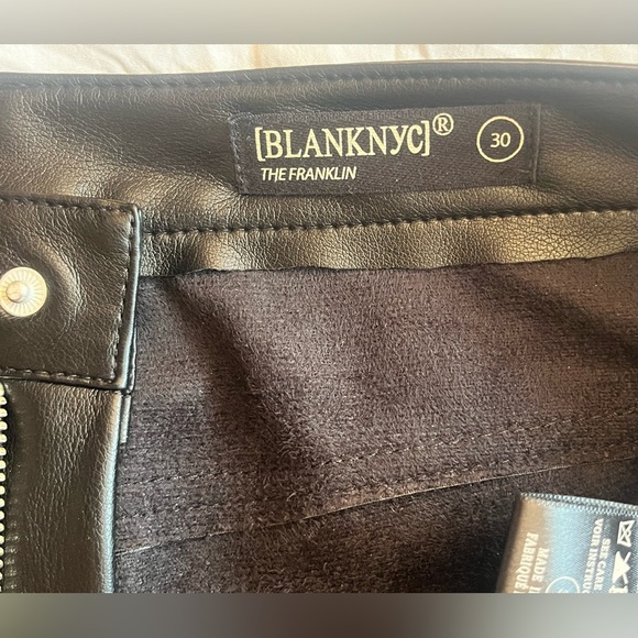 Blank NYC Black Faux Leather The Franklin Ribcage Wide-Leg Pants Size 30 - Picture 8 of 16